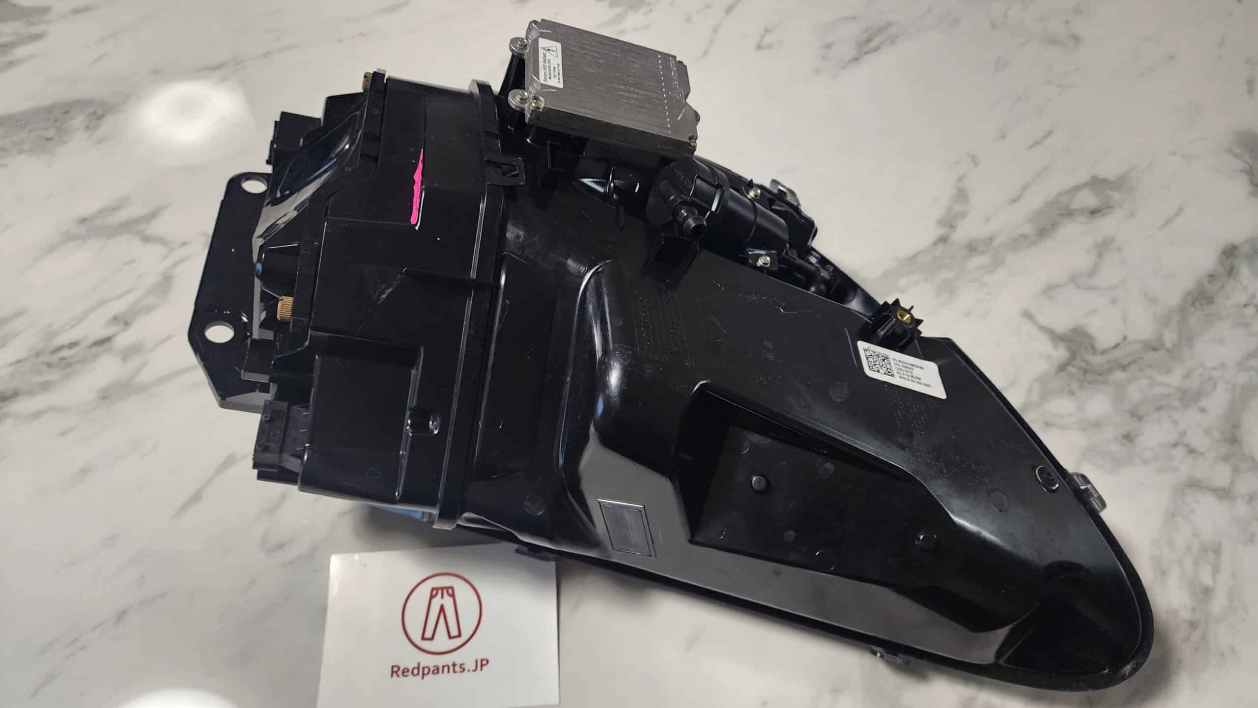 (Garage Sale) V8 Vantage Headlight, RHD, Right side - Image 2